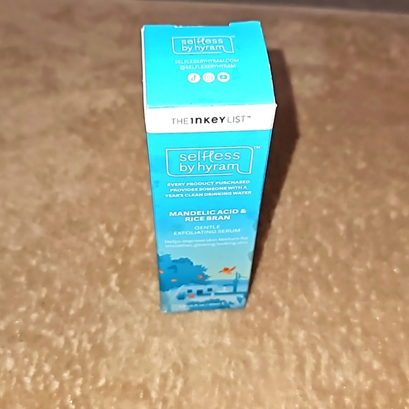 Selfless By Hyram Exfoliating‎ Serum - Picture 2 of 3
